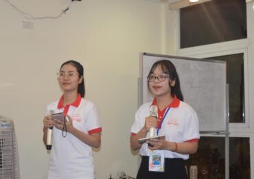 Hồng Quyên